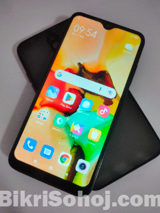 Xiaomi Redmi 8 (4gb/64gb&5000 mah)